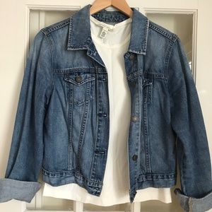 Women’s Old Navy Denim Jacket - Large